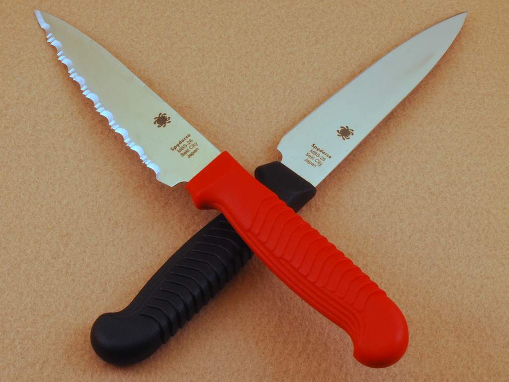 http://paulberetta.com/images/Kitchen%20Sharps/new_KO5_Utility_pair.JPG